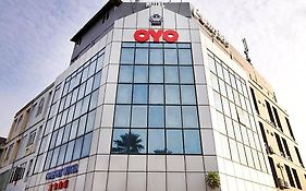 Super Oyo 447 Comfort Hotel Meru